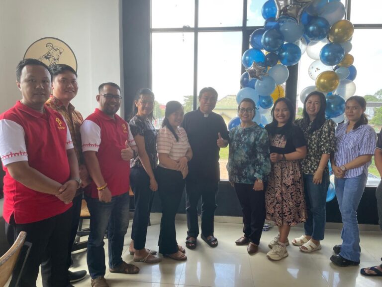 Tim Peneliti MoRA The AIR Funds STAKat Negeri Pontianak Melaksanakan Wawancara Mendalam dan Pengolahan Data di Kabupaten Melawi