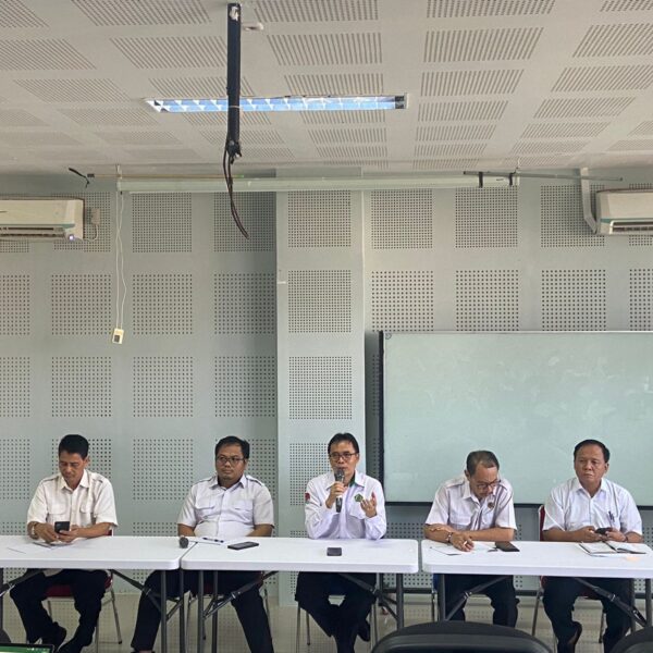 Pembinaan Pegawai STAKat Negeri Pontianak: Penguatan Nilai, Pelayanan, dan Inovasi